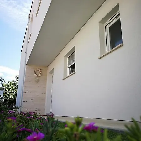 4you Apartman Vir